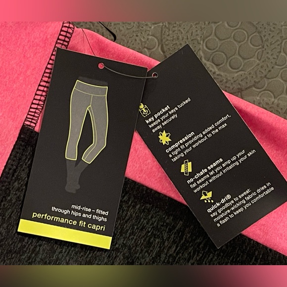 Capri Workout Leggings- Xersion size large-NWT - Picture 7 of 7